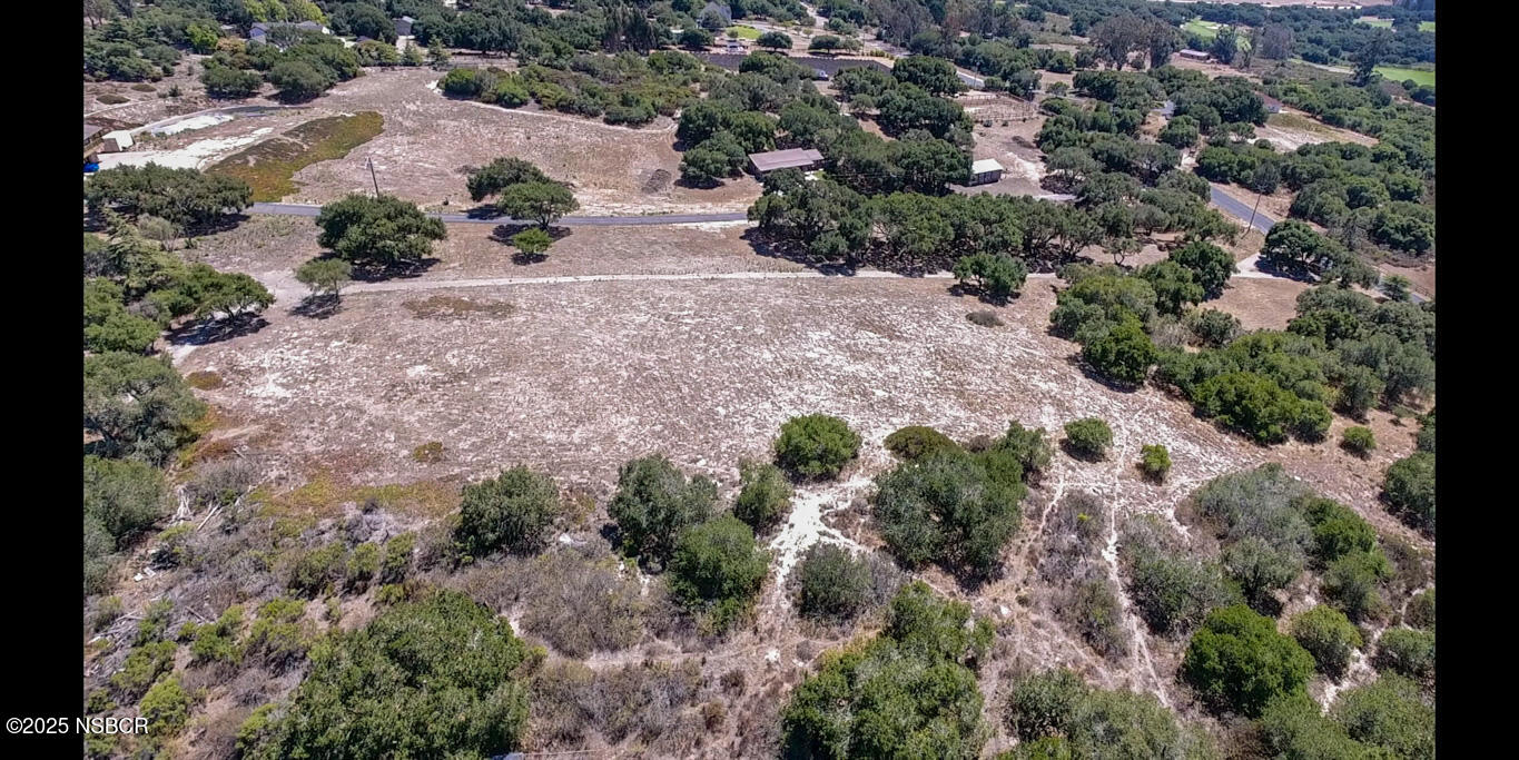 1990 Tularosa Road, Unit 2 Lompoc, CA 93436 - Photo 3 of 4 z13