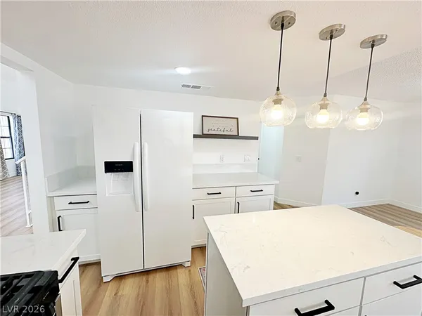 $2,590 | 7040 Encore Way, Las Vegas, NV 89119