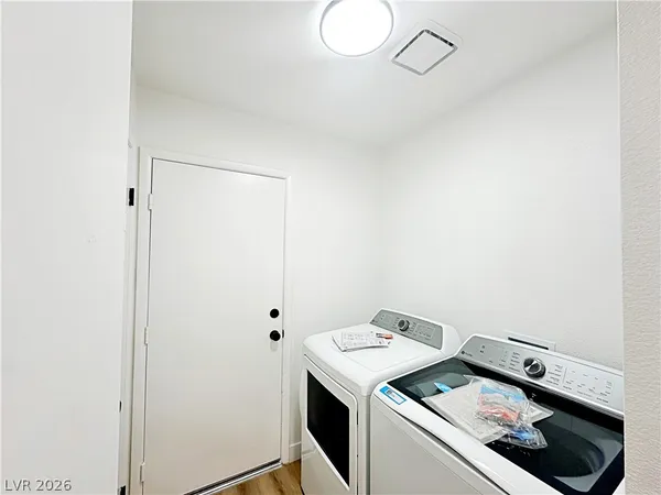 $2,590 | 7040 Encore Way, Las Vegas, NV 89119