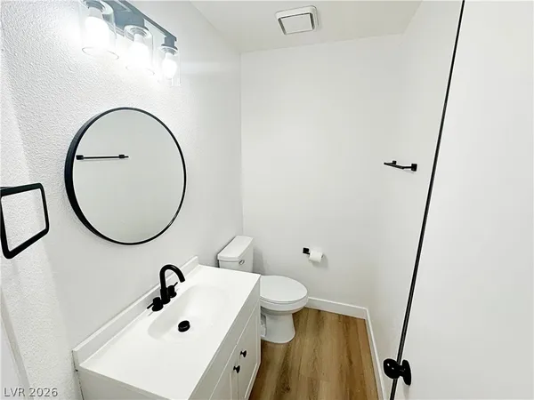 $2,590 | 7040 Encore Way, Las Vegas, NV 89119