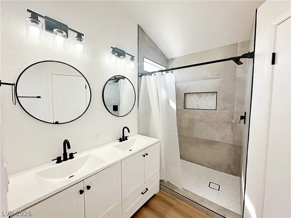 $2,590 | 7040 Encore Way, Las Vegas, NV 89119