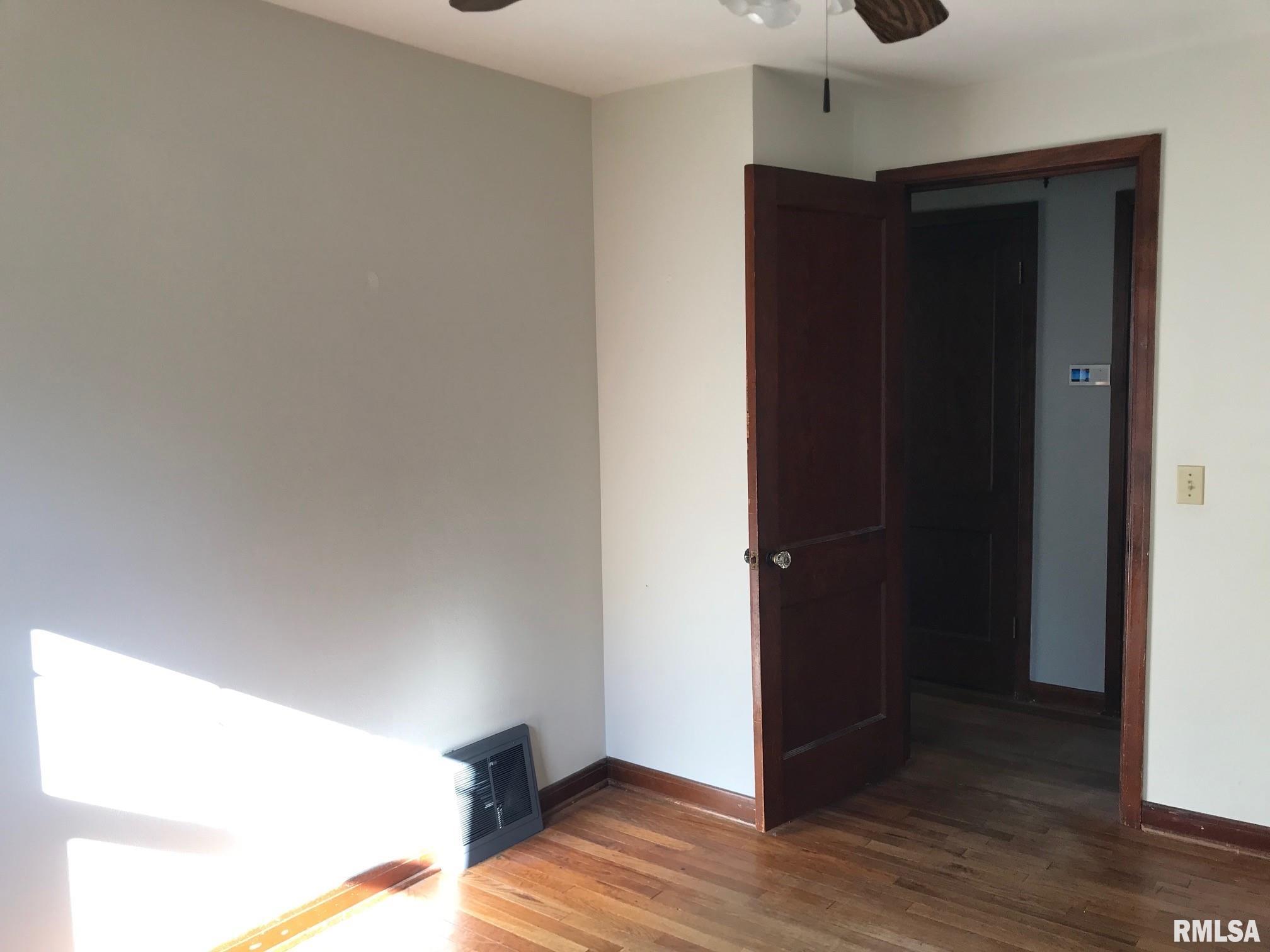 2012 East Hood Street Springfield, IL 62703 - Photo 11 of 30