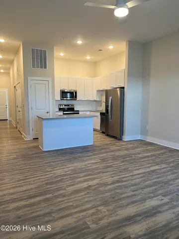 $1,250 | 203 Wright Street, Unit 110, Wilmington, NC 28401