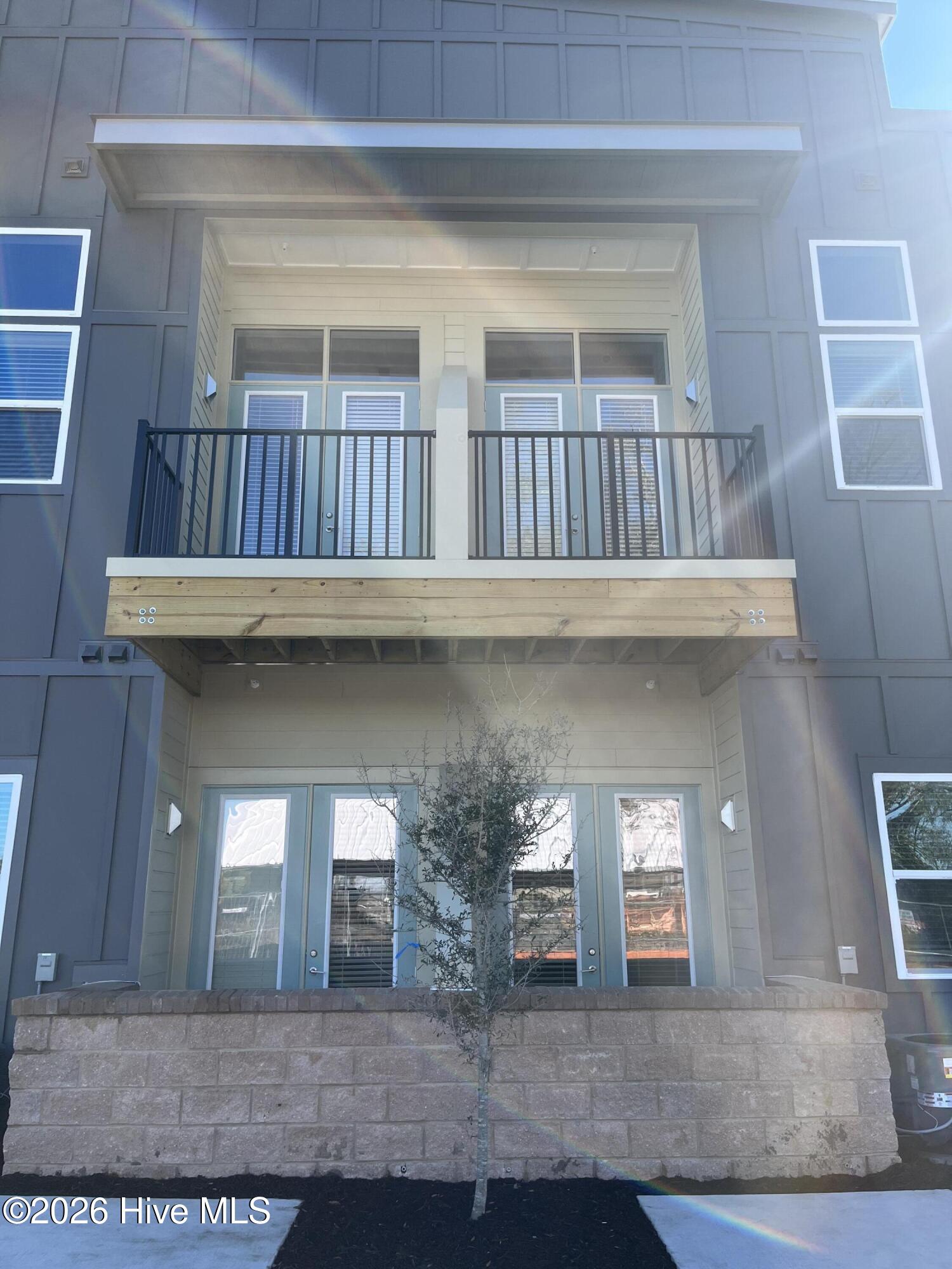 203 Wright Street, Unit 110 Wilmington, NC 28401 - Photo 7 of 7 Balconies & Patio's