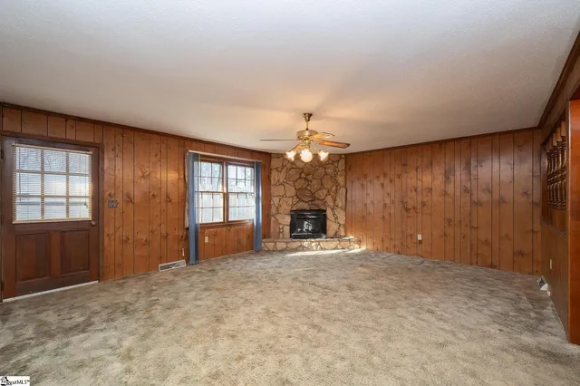 $225,000 | 221 Greenland Road, Anderson, SC 29626