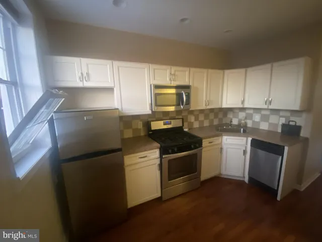 $1,325 | 2428 South Broad Street, Philadelphia, PA 19145