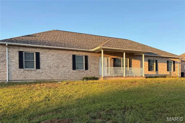 $327,500 | 2264 Oak Street, Jackson, MO 63755