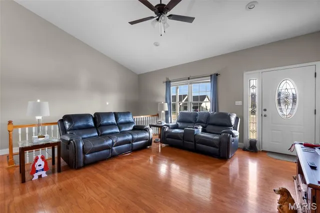 $327,500 | 2264 Oak Street, Jackson, MO 63755