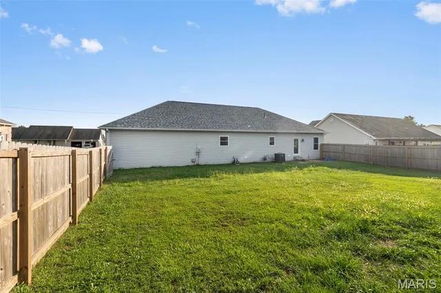 $327,500 | 2264 Oak Street, Jackson, MO 63755