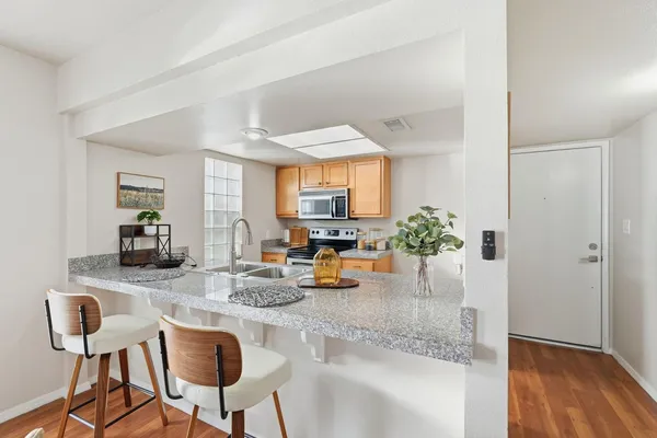 $1,700 | 3039 North 38th Street, Unit 1, Phoenix, AZ 85018