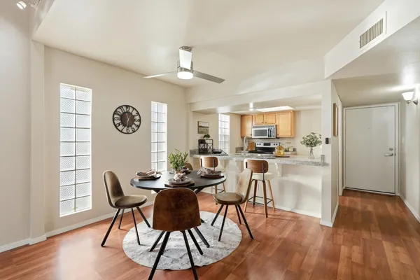 $1,700 | 3039 North 38th Street, Unit 1, Phoenix, AZ 85018