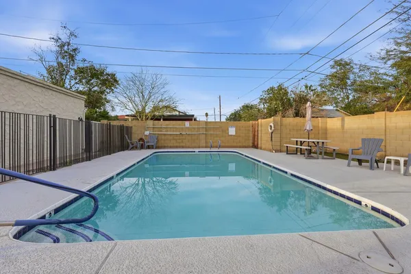 $1,700 | 3039 North 38th Street, Unit 1, Phoenix, AZ 85018