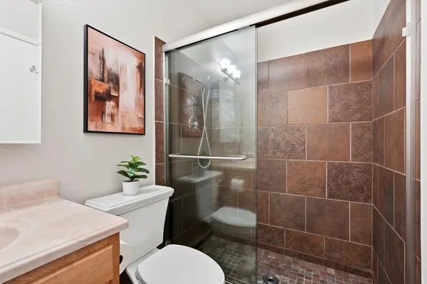 $1,700 | 3039 North 38th Street, Unit 1, Phoenix, AZ 85018