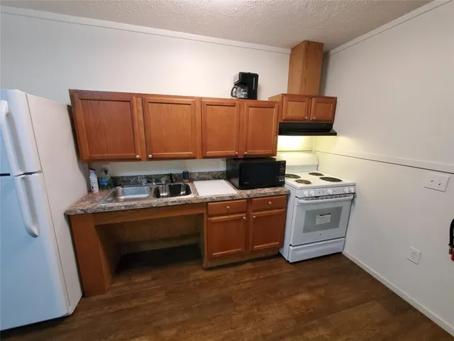 $1,400 | 32782 Highway 11, Buras, LA 70041