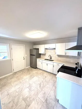 $1,300 | 1510 Fairview Street, Dunn, NC 28334