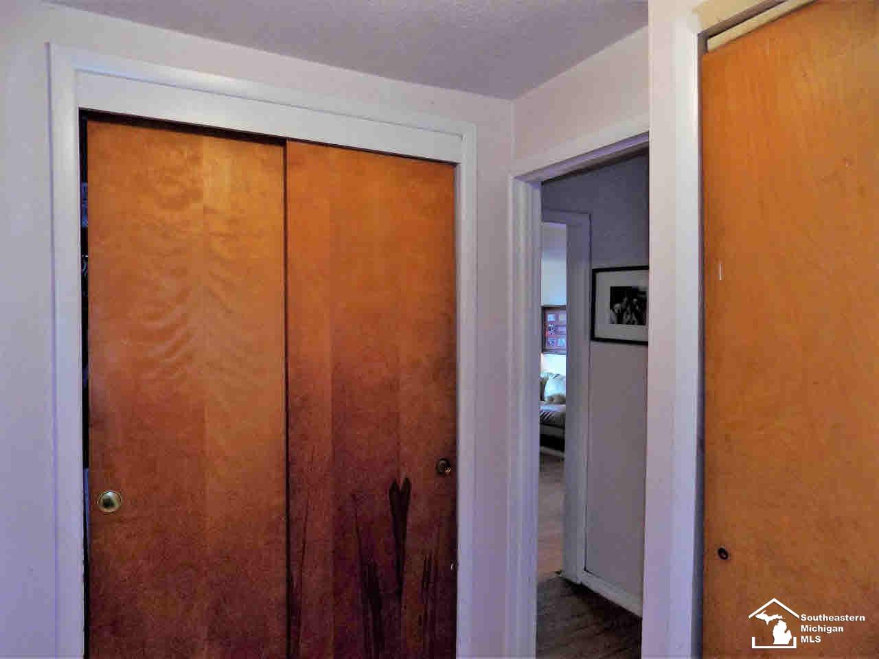 5477 West Rauch Petersburg, MI 49270 - Photo 5 of 21 Main Hall