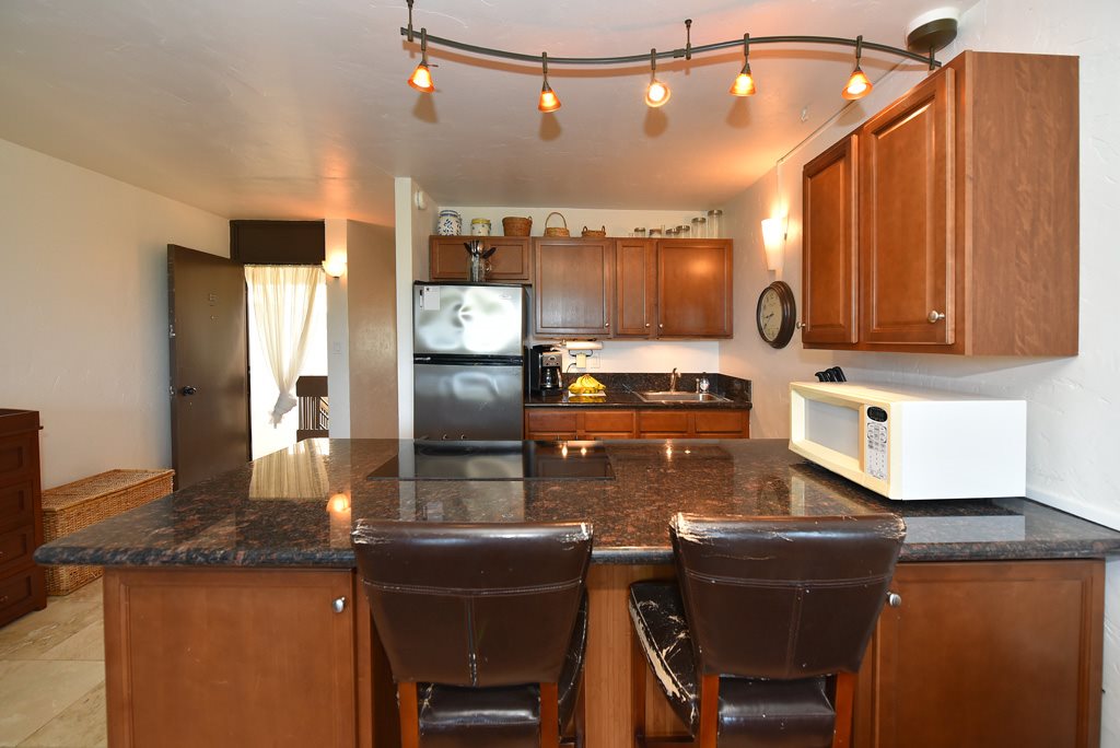 120 Hui Rd F, Unit 12D Lahaina, HI 96761 - Photo 9 of 25 Gallery Image 9