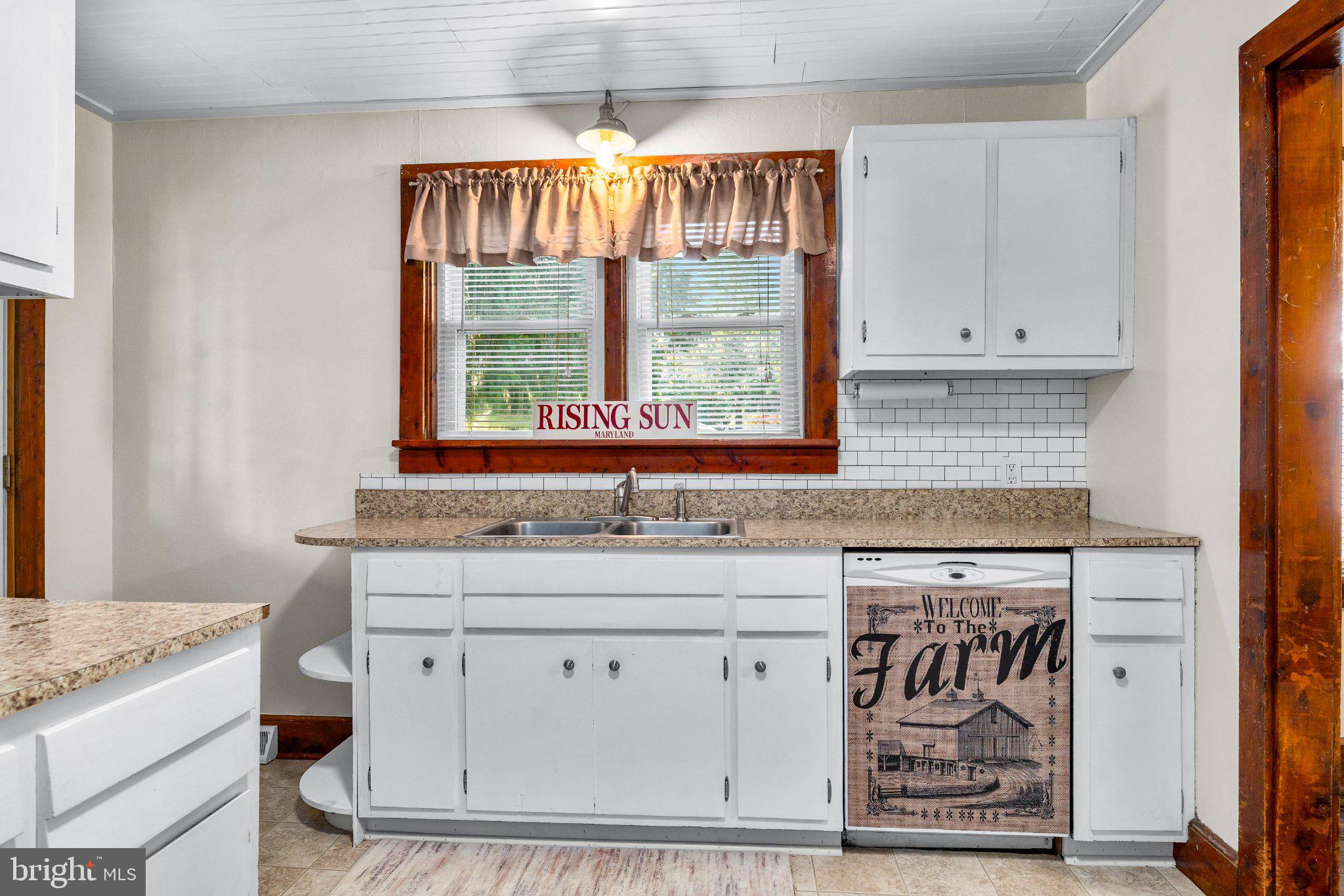 31 Mountain Road Rising Sun, MD 21911 - Photo 7 of 18 Kitchen