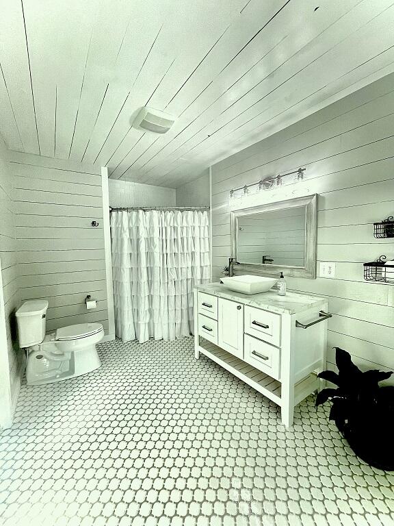 2025 Happy Valley Road Limestone, TN 37681 - Photo 14 of 34 Master bath #13
