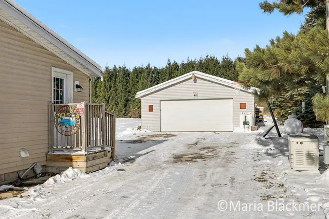 $315,000 | 1451 West Charles Road, Ionia, MI 48846