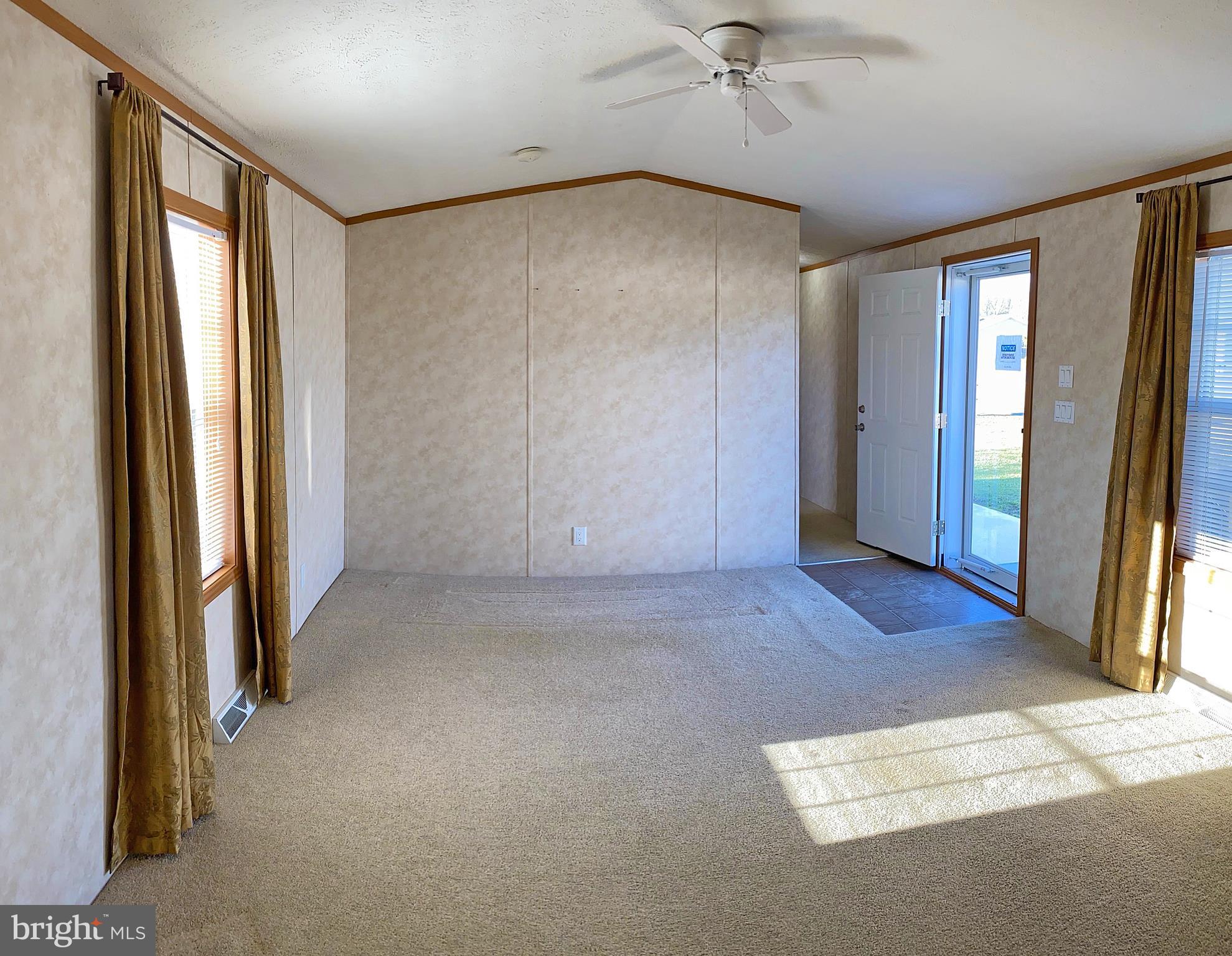 12 Sunnyfield Road, Unit E8 Rehoboth Beach, DE 19971 - Photo 2 of 17 Living Room