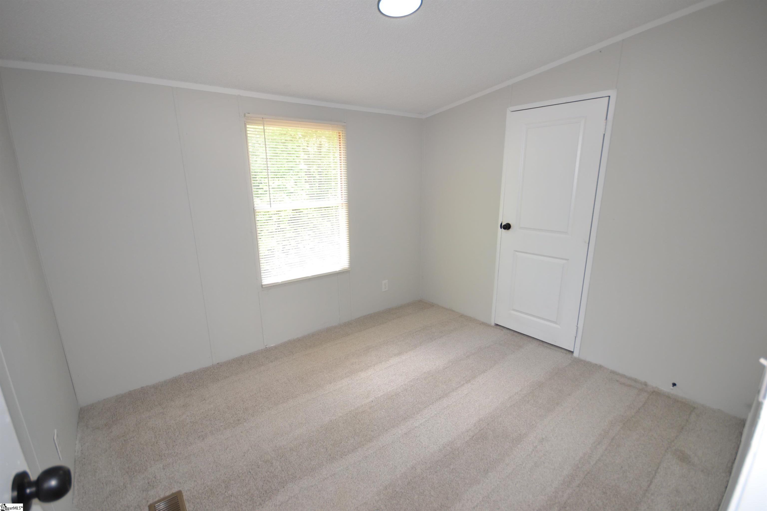 377 Forest Dale Road Marietta, SC 29661 - Photo 12 of 14 Gallery Image 12