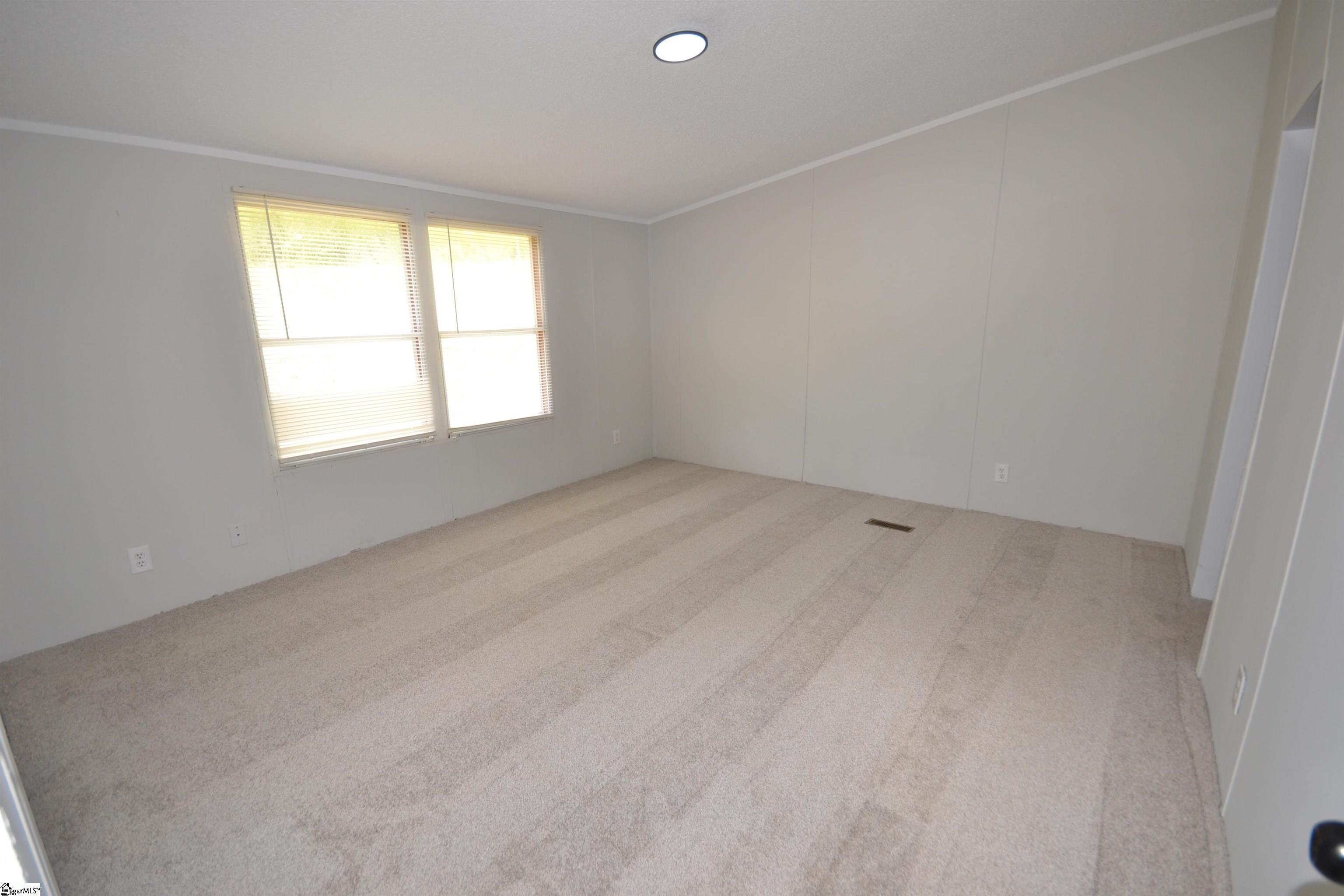 377 Forest Dale Road Marietta, SC 29661 - Photo 8 of 14 Gallery Image 8