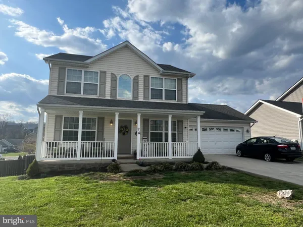 $389,900 | 74 Toulouse Lane, Martinsburg, WV 25403