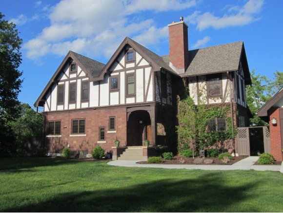 316 South Court Appleton, WI 54911 - Photo 1 of 1