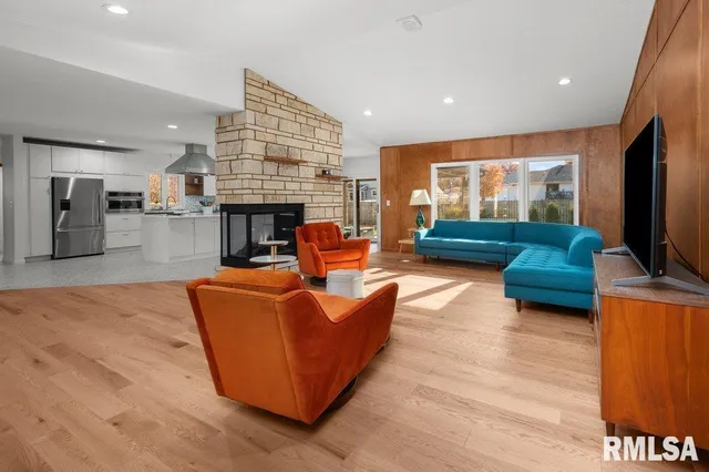 $505,000 | 3209 East 18th Place, Davenport, IA 52803