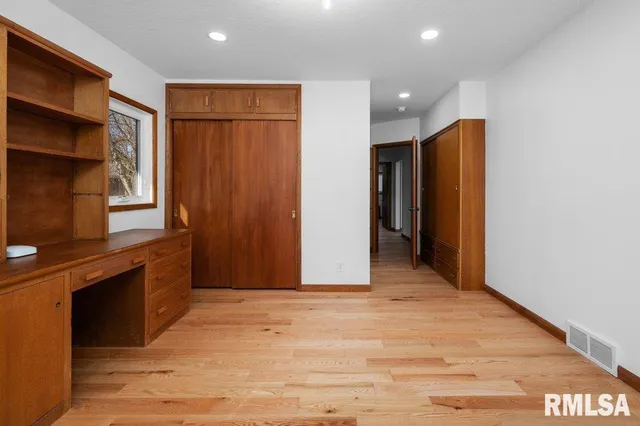 $505,000 | 3209 East 18th Place, Davenport, IA 52803