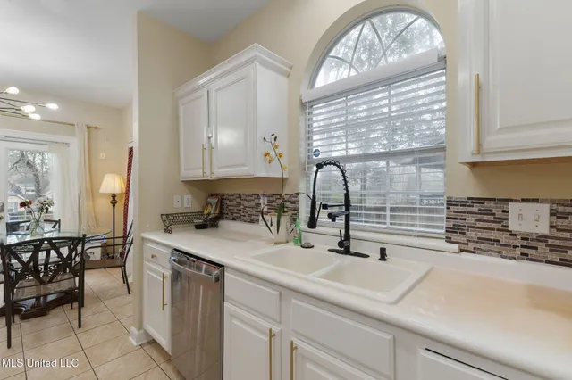 $359,000 | 550 Alakoko Place, Diamondhead, MS 39525