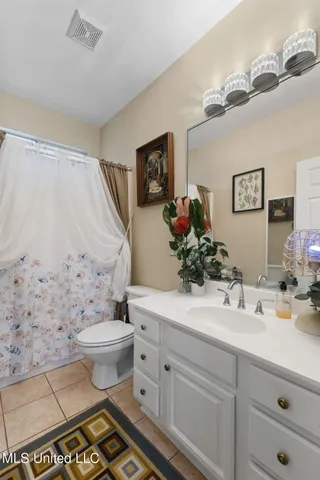 $359,000 | 550 Alakoko Place, Diamondhead, MS 39525