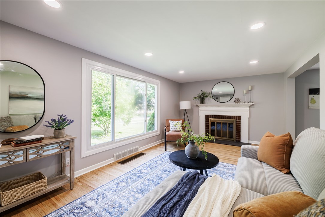240 Yarmouth Road Rochester, NY 14610 - Photo 3 of 28 Gallery Image 3