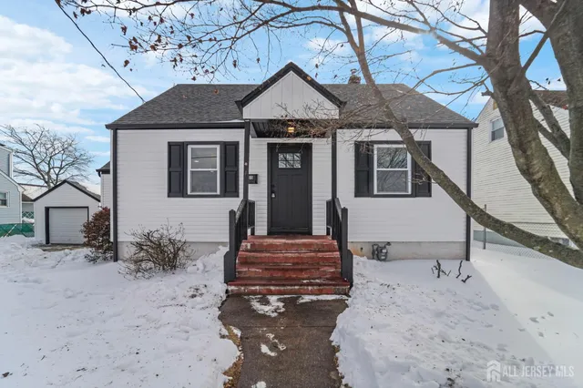 $530,000 | 35 Murray Avenue, Piscataway, NJ 08854