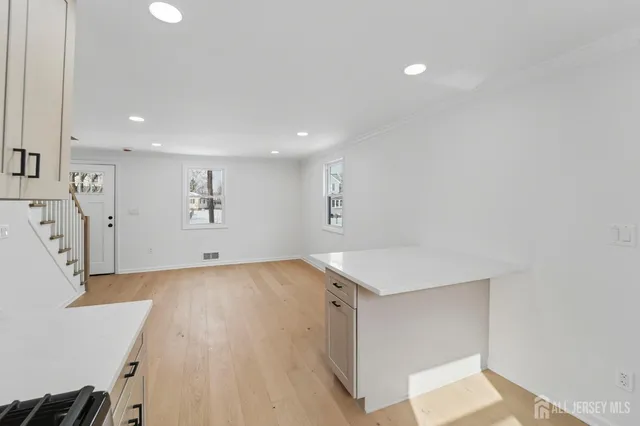 $530,000 | 35 Murray Avenue, Piscataway, NJ 08854