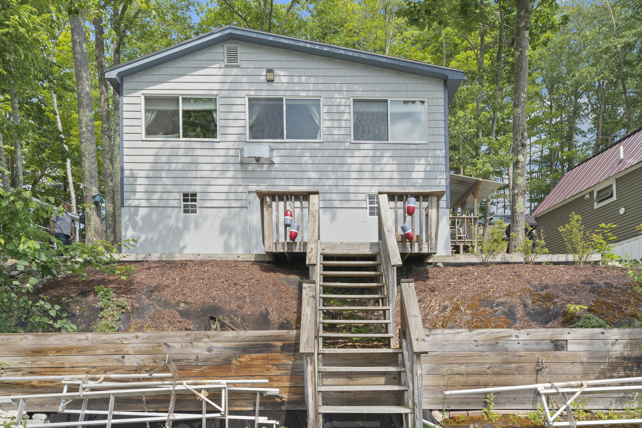 01-front exterior