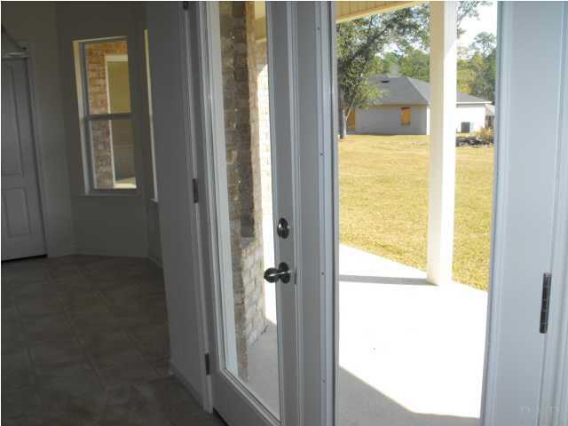 2230 Liberty Loop Road, Unit 16D Cantonment, FL 32533 - Photo 7 of 10 Gallery Image 7