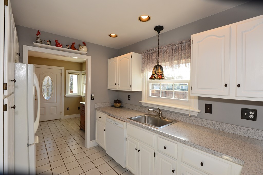 80 North Road Bedford, MA 01730 - Photo 13 of 30 Gallery Image 13