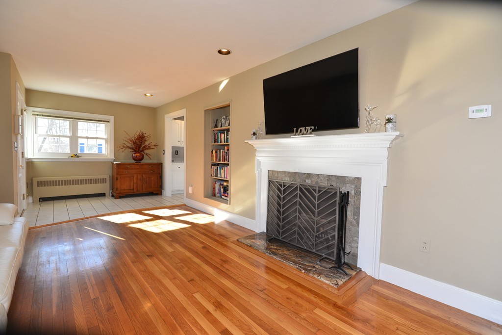 80 North Road Bedford, MA 01730 - Photo 3 of 30 Gallery Image 3