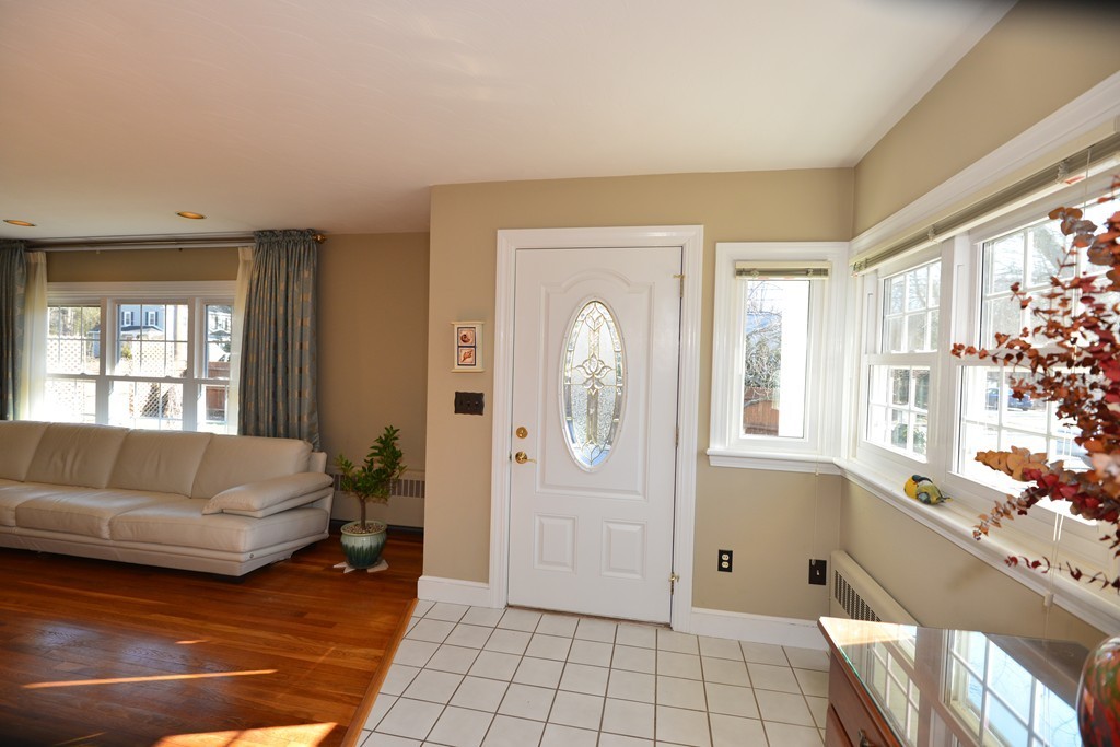 80 North Road Bedford, MA 01730 - Photo 7 of 30 Gallery Image 7