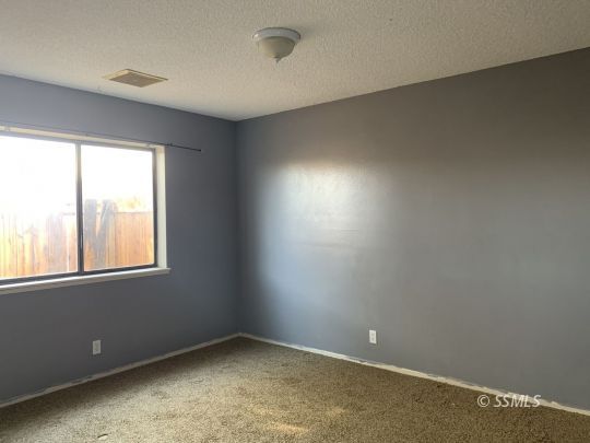 525 Commercial Avenue Ridgecrest, CA 93555 - Photo 11 of 17