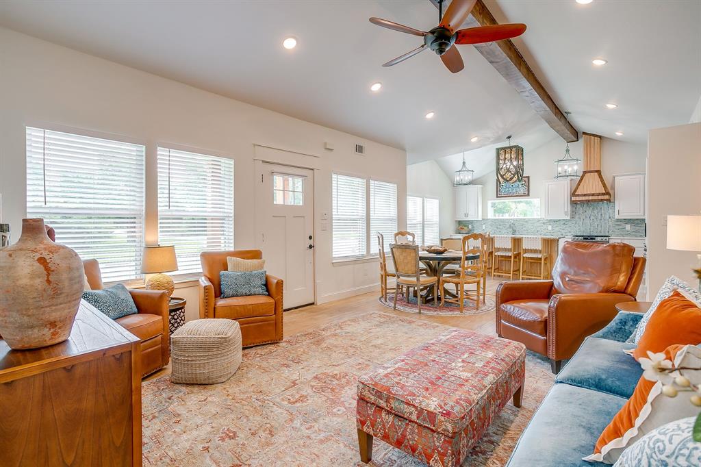 508 South Elm Street Weatherford, TX 76086 - Photo 3 of 40 a living room with furniture and a large window