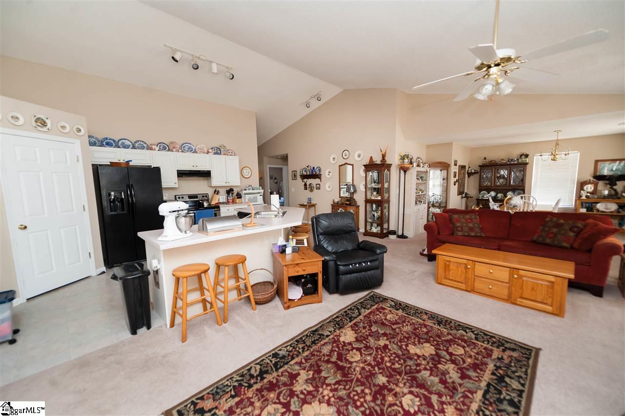 252 Spring Street Duncan, SC 29334 - Photo 22 of 27 Gallery Image 22
