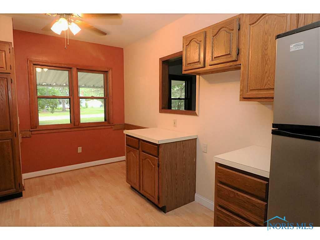434 West State Line Road Temperance, MI 48182 - Photo 8 of 20 Gallery Image 8