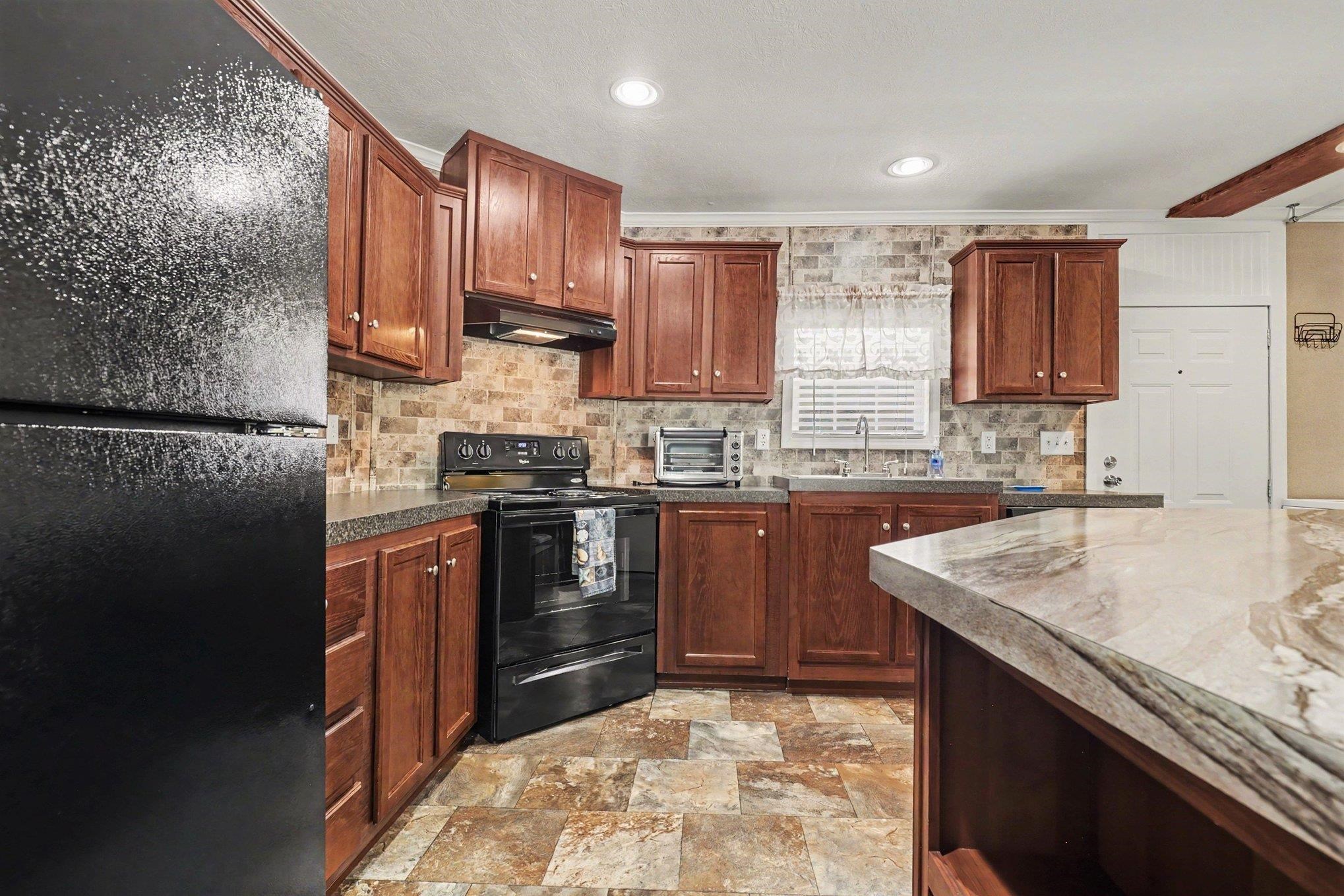 530 Key Largo Avenue Murrells Inlet, SC 29576 - Photo 12 of 34