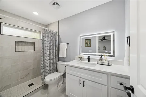$265,000 | 143 Mill Stream Lane, Houston, TX 77060