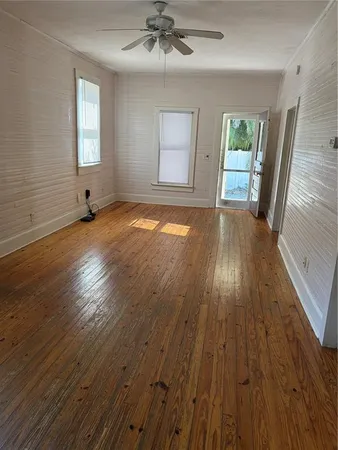 $1,900 | 1551 7th Street, Sarasota, FL 34236