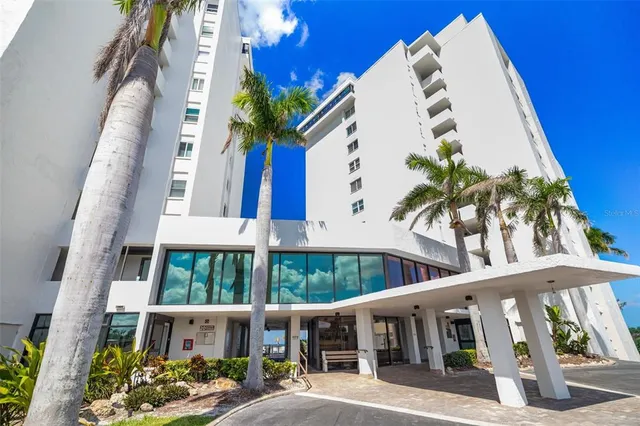 $10,000 | 19 Whispering Sands Drive, Unit 302, Sarasota, FL 34242