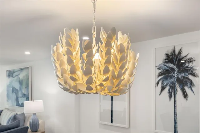 $10,000 | 19 Whispering Sands Drive, Unit 302, Sarasota, FL 34242